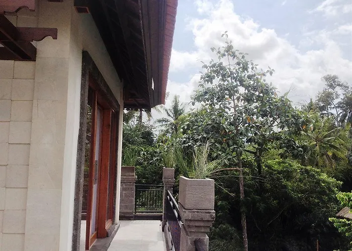 Baruna Sari Villa *