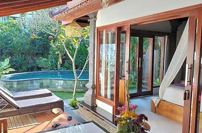 Baruna Sari Villa *